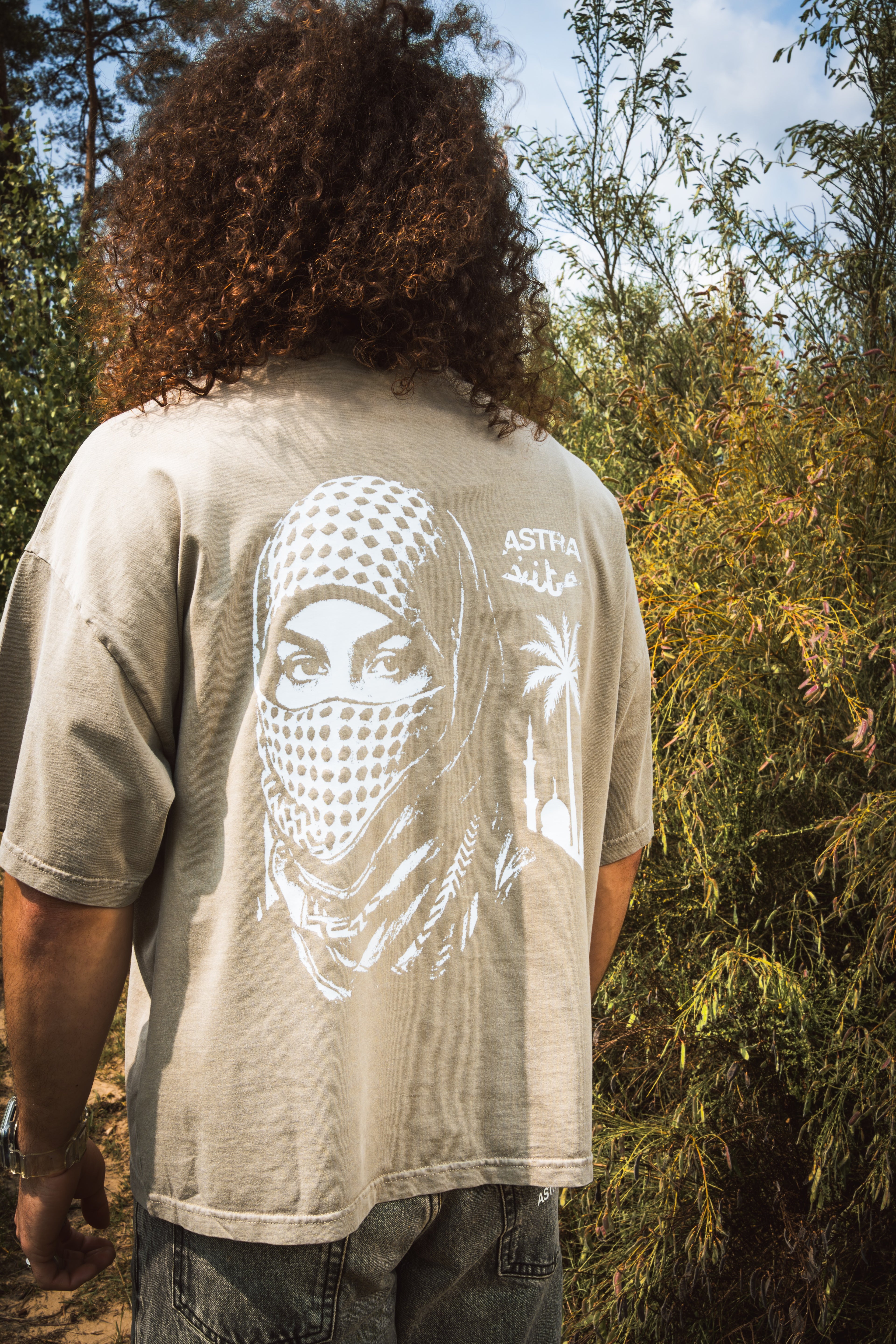 DXB sandstone tee - ASTRAVITA