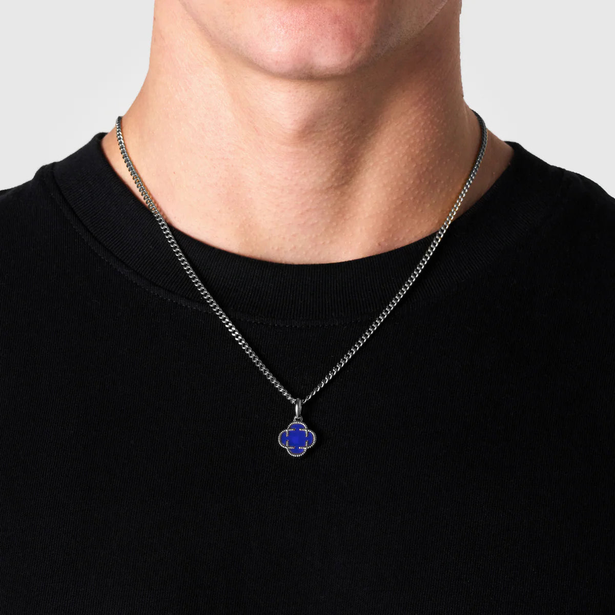 Astravita - Blue Clover Pendant Necklace - ASTRAVITA