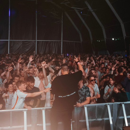 Alphadogs - international DJ duo